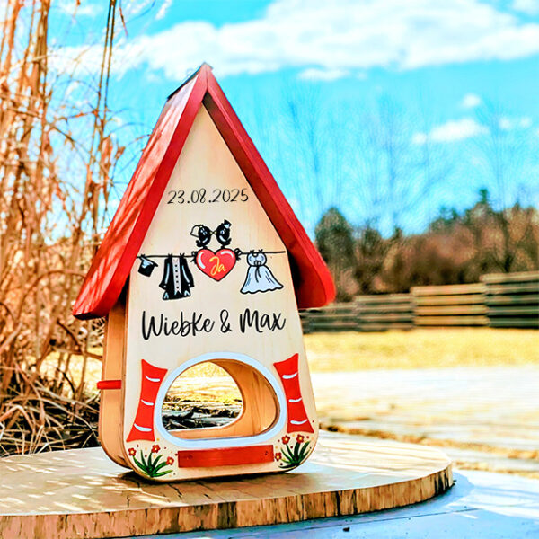 Persönliches Hochzeitsgeschenk mit Name vom Brautpaar Vogelhaus Holz Geschenk zur Hochzeit