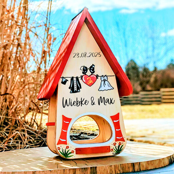 Persönliches Hochzeitsgeschenk mit Name vom Brautpaar Vogelhaus Holz Geschenk zur Hochzeit