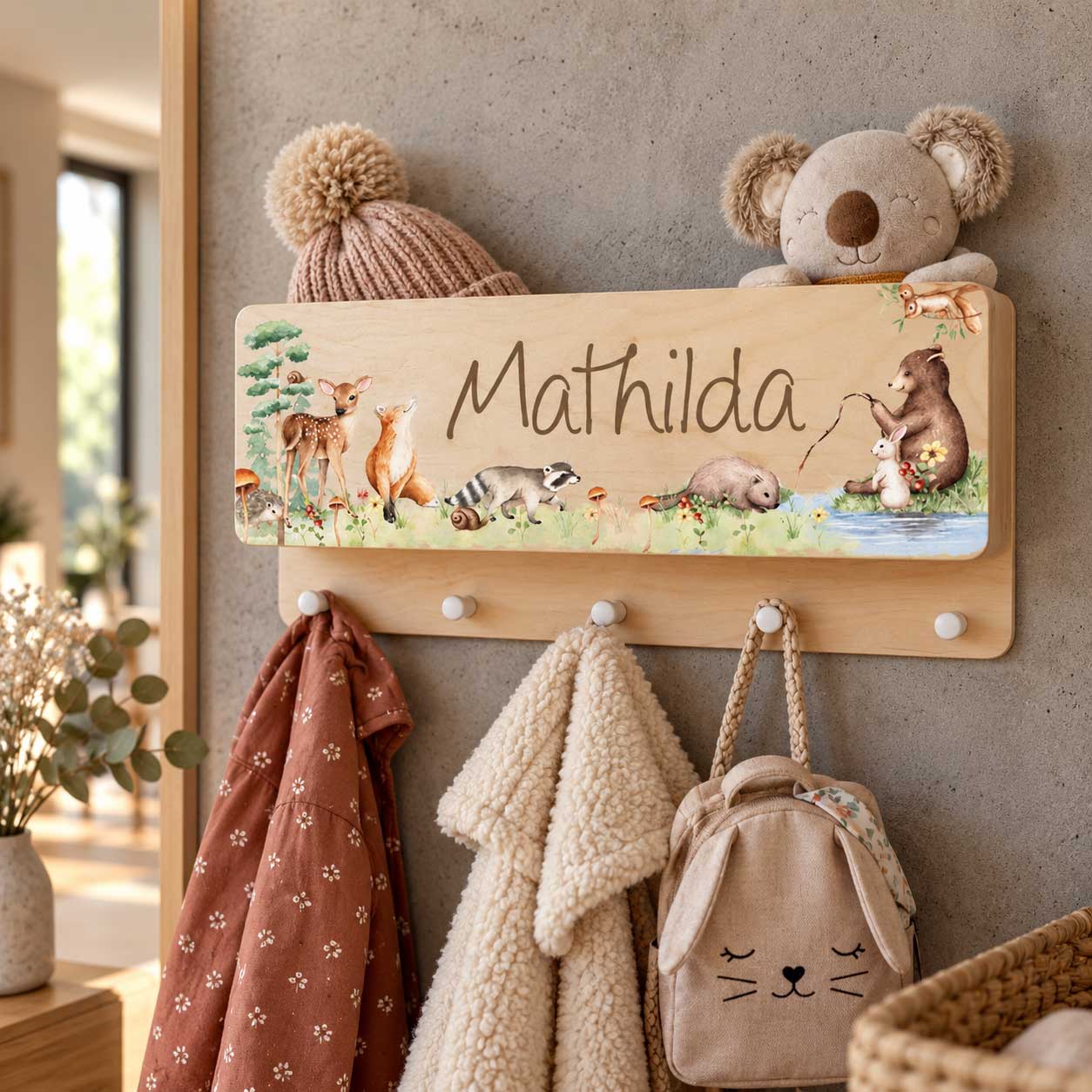 Kinder Garderobe mit Ablage personalisiert mit Name als Geschenk zu Geburtstag nützliches geschenk Kinderzimmer Waldtiere