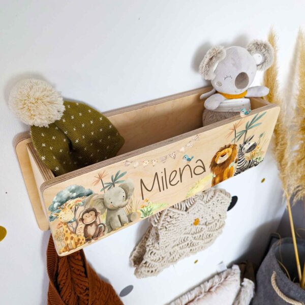 Kindergarderobe mit Ablage Garderobe mit Name personalisiert Geschenk Waldtiere Tiere Safari Dschungeltiere Nashorn Löwe
