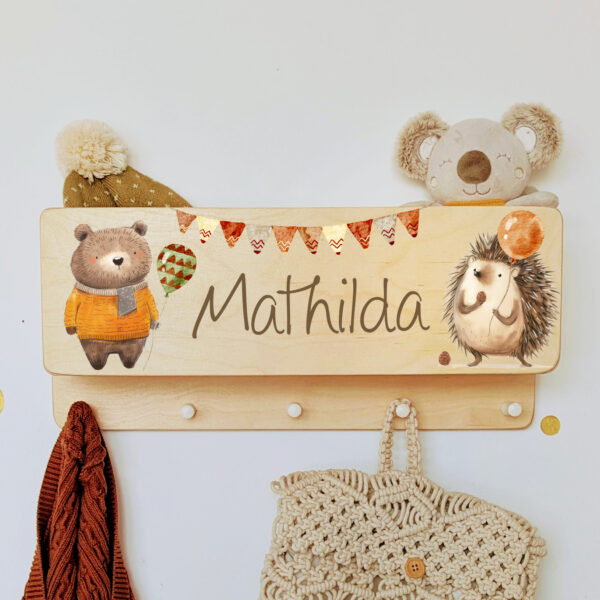 Kindergarderobe mit Ablage Garderobe mit Name personalisiert Geschenk Waldtiere Tiere Safari Dschungeltiere Nashorn Löwe