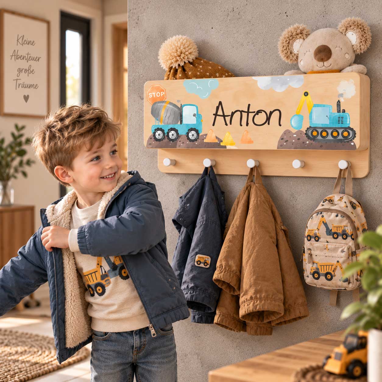 Kinder Garderobe mit Ablage für Mütze und Schal Fach Geschenk personalisiert Name und Bagger baustelle fahrzeuge