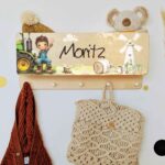 Kindergarderobe mit Ablage Garderobe mit Name personalisiert Geschenk Traktor Motiv Bauernhof Kinderzimmer
